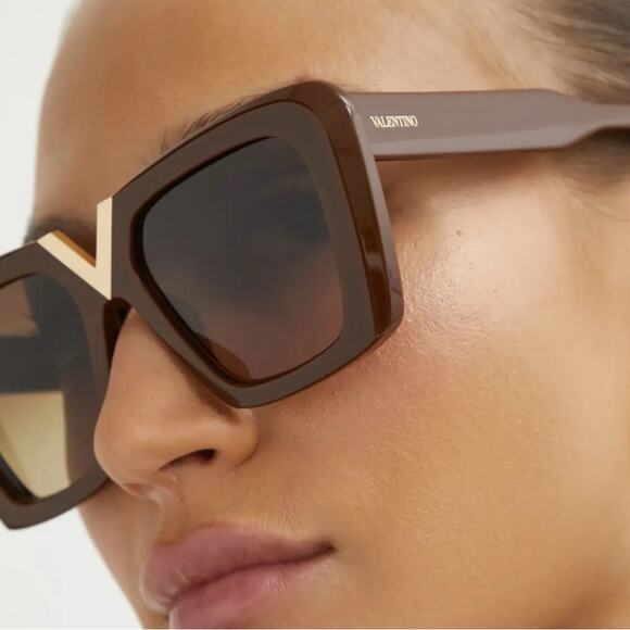 New! Valentino V GOLD || VLS 161B, Elegant Brown Sunglasses, Authentic - Picture 6 of 10